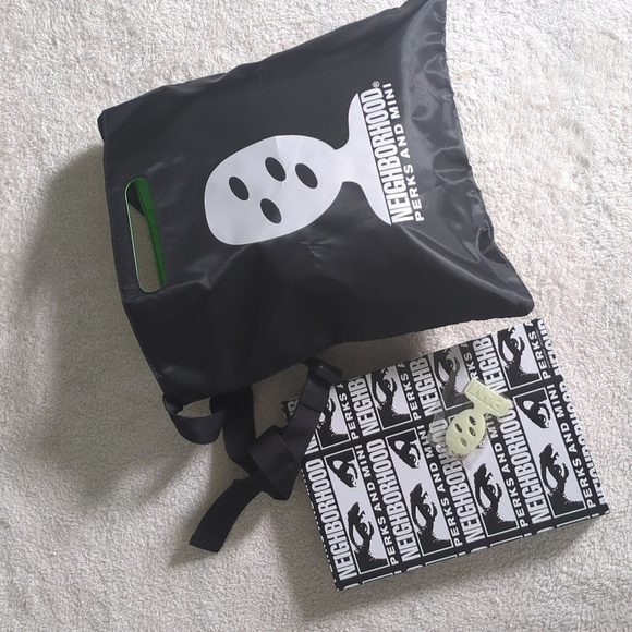 Boxed 🇯🇵 Neighborhood x Perks and Mini Bag - Picture 4 of 9
